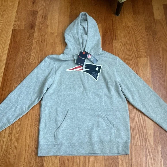 New England Patriots Fanatics Gray Hoodie with Team Logo # 10 Jones - Picture 1 of 5